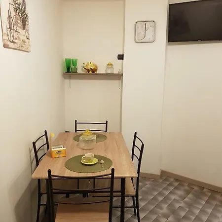 Casa Alessia Sanremo بيت للعطل